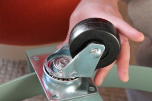 Assembling the dolly